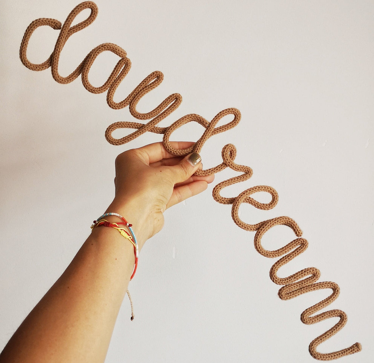 “DAYDREAM” - LETTERING TEJIDO – Bosquejo